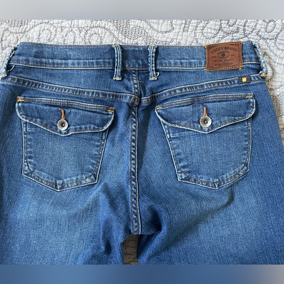 Lucky Brand Sweet 'n Crop Jeans 8/29 - Picture 5 of 8